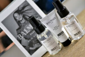 Read more about the article Balmain Hair Couture