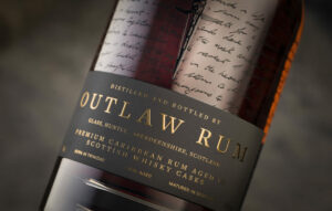 Read more about the article Outlaw Rum Born in Trinadad Aged In Scotland