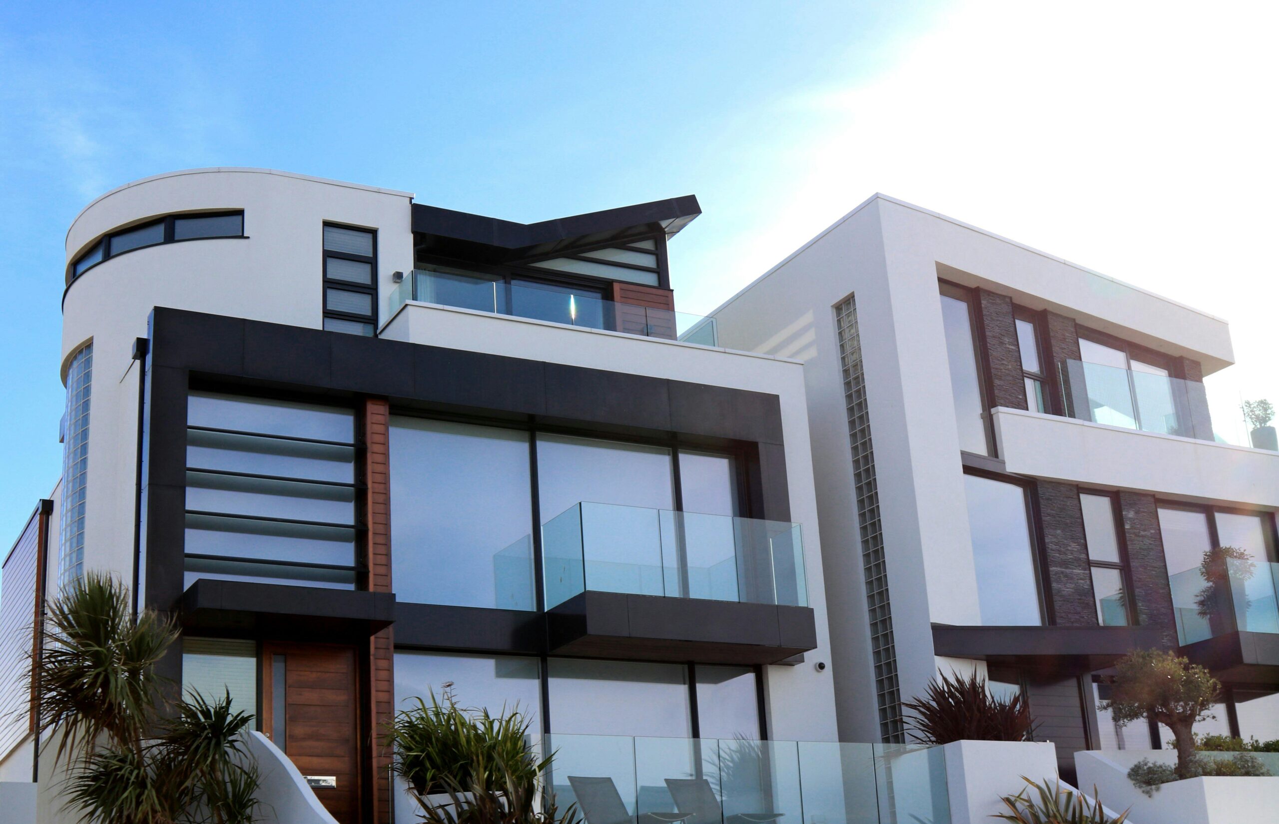 You are currently viewing Why High-End Properties Absolutely Need High-Standard Tenants