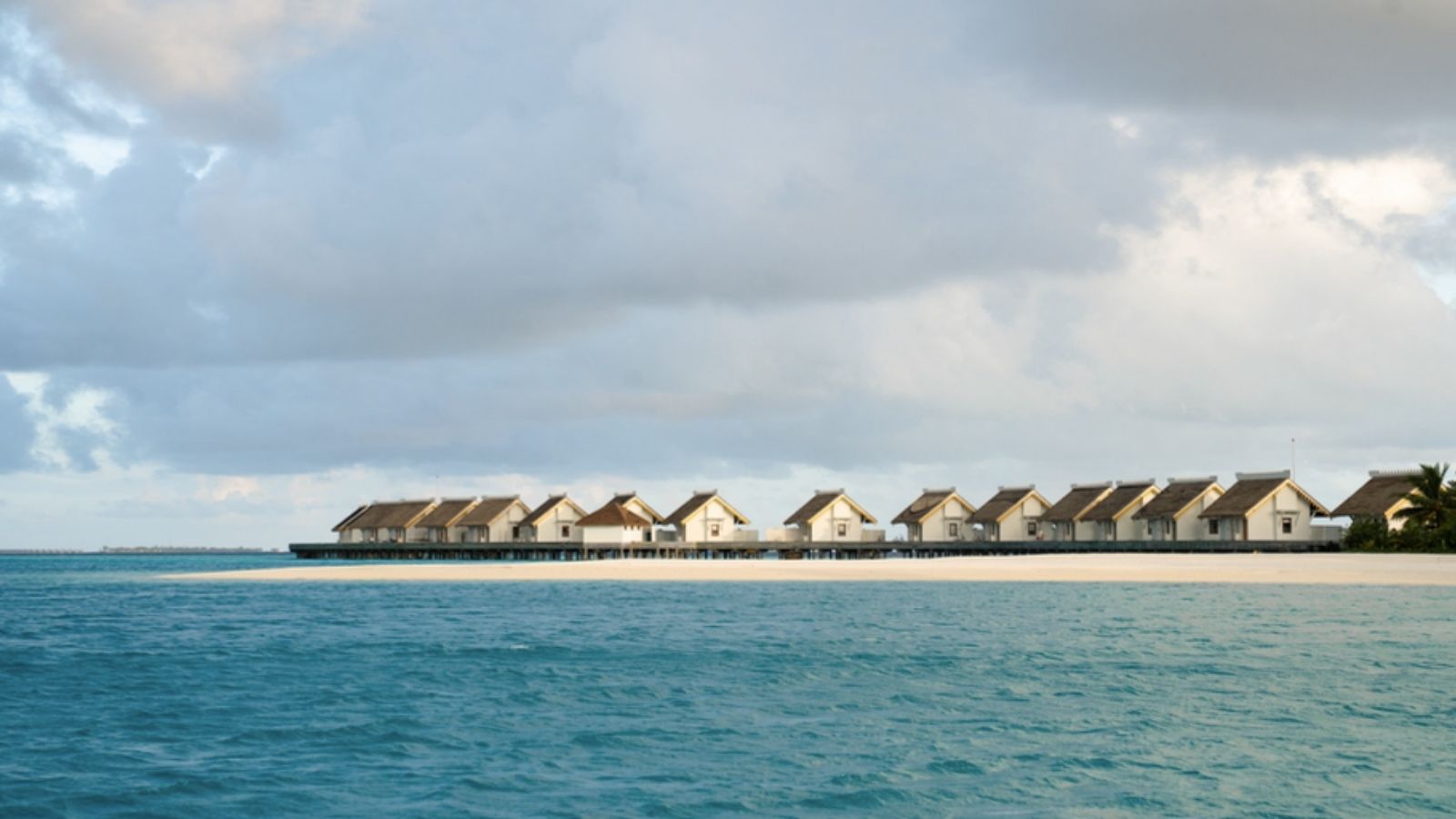 Read more about the article SunRay Social & Swim Club Brings a New Rhythm of Island Living to the Maldives